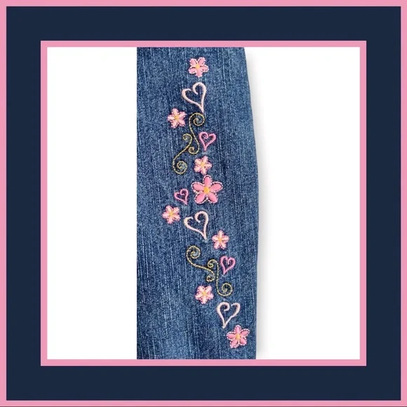 3/$18 - Disney Embroidered Jeans - Picture 4 of 5